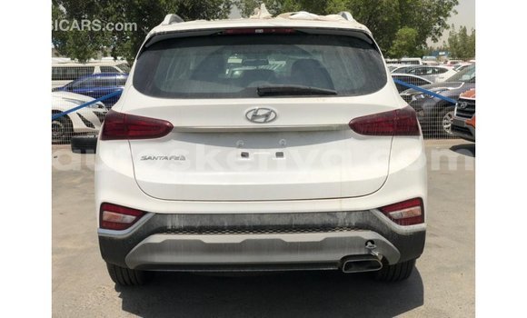 Buy Import Hyundai Santa Fe White Car in Import - Dubai in Central Kenya Buy Import Hyundai Santa Fe White Car in Import - Dubai in Central Kenya