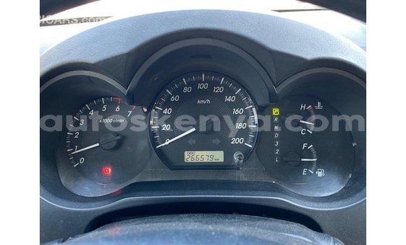 Imported Toyota Hilux White Makiinaa iti Import - Dubai keessatti Central Kenya keessatti Imported Toyota Hilux White Makiinaa iti Import - Dubai keessatti Central Kenya keessatti