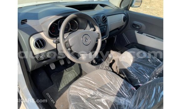Buy Import Renault 6 White Car in Import - Dubai in Central Kenya Buy Import Renault 6 White Car in Import - Dubai in Central Kenya