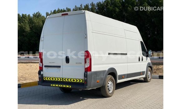 Nunua Imported Peugeot 201 Nyeupe Gari ndani ya Import - Dubai nchini Kati Kenya Nunua Imported Peugeot 201 Nyeupe Gari ndani ya Import - Dubai nchini Kati Kenya