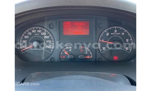 Nunua Imported Peugeot 201 Nyeupe Gari ndani ya Import - Dubai nchini Kati Kenya Nunua Imported Peugeot 201 Nyeupe Gari ndani ya Import - Dubai nchini Kati Kenya