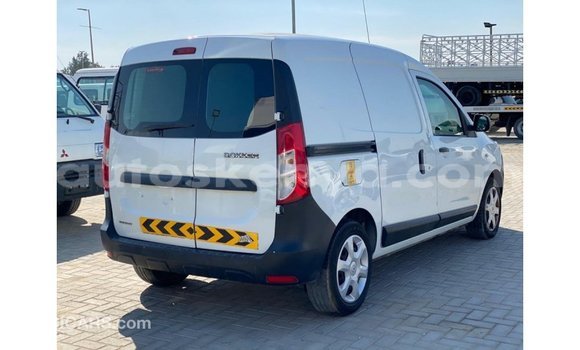 Nunua Imported Renault 6 Nyeupe Gari ndani ya Import - Dubai nchini Kati Kenya Nunua Imported Renault 6 Nyeupe Gari ndani ya Import - Dubai nchini Kati Kenya