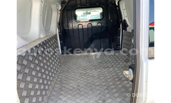 Nunua Imported Renault 6 Nyeupe Gari ndani ya Import - Dubai nchini Kati Kenya Nunua Imported Renault 6 Nyeupe Gari ndani ya Import - Dubai nchini Kati Kenya