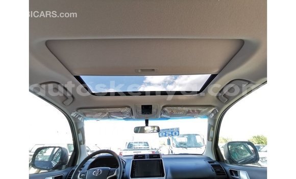 Nunua Imported Toyota Prado Nyeusi Gari ndani ya Import - Dubai nchini Kati Kenya Nunua Imported Toyota Prado Nyeusi Gari ndani ya Import - Dubai nchini Kati Kenya