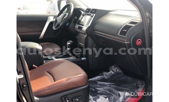 Nunua Imported Toyota Prado Nyeusi Gari ndani ya Import - Dubai nchini Kati Kenya Nunua Imported Toyota Prado Nyeusi Gari ndani ya Import - Dubai nchini Kati Kenya