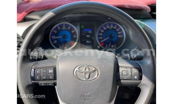 Nunua Imported Toyota Hilux Nyeupe Gari ndani ya Import - Dubai nchini Kati Kenya Nunua Imported Toyota Hilux Nyeupe Gari ndani ya Import - Dubai nchini Kati Kenya