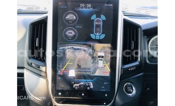 Imported Toyota Land Cruiser Other Makiinaa iti Import - Dubai keessatti Central Kenya keessatti Imported Toyota Land Cruiser Other Makiinaa iti Import - Dubai keessatti Central Kenya keessatti