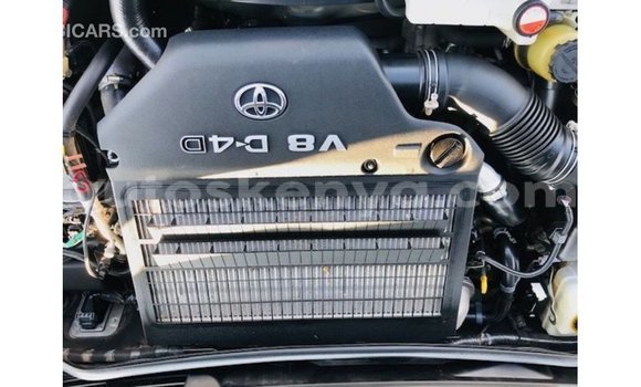 Imported Toyota Land Cruiser Other Makiinaa iti Import - Dubai keessatti Central Kenya keessatti Imported Toyota Land Cruiser Other Makiinaa iti Import - Dubai keessatti Central Kenya keessatti