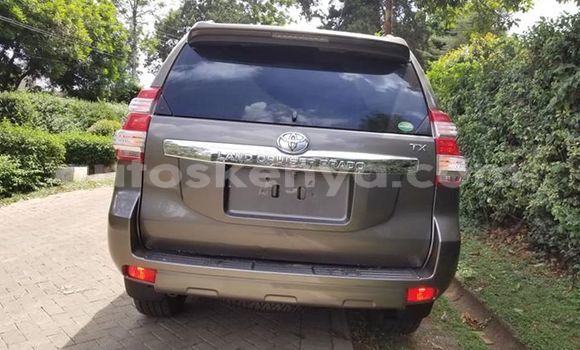 Oofamaa Toyota Land Cruiser Prado Silver Makiinaa iti Nairobi keessatti Nairobi keessatti Oofamaa Toyota Land Cruiser Prado Silver Makiinaa iti Nairobi keessatti Nairobi keessatti