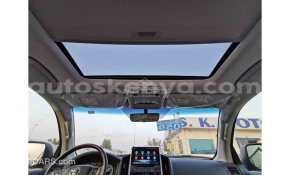 Buy Import Toyota Land Cruiser Other Car in Import - Dubai in Central Kenya Buy Import Toyota Land Cruiser Other Car in Import - Dubai in Central Kenya