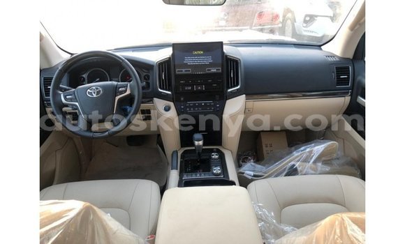 Buy Import Toyota Land Cruiser Black Car in Import - Dubai in Central Kenya Buy Import Toyota Land Cruiser Black Car in Import - Dubai in Central Kenya