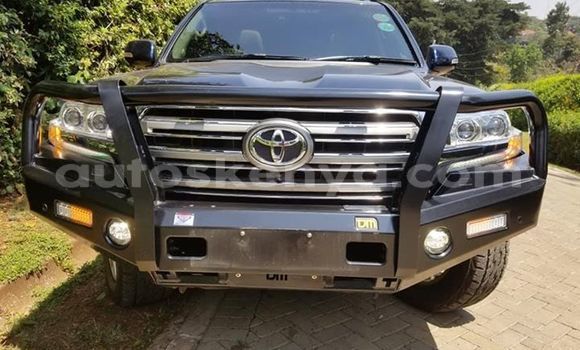 Oofamaa Toyota Land Cruiser Black Makiinaa iti Nairobi keessatti Nairobi keessatti Oofamaa Toyota Land Cruiser Black Makiinaa iti Nairobi keessatti Nairobi keessatti