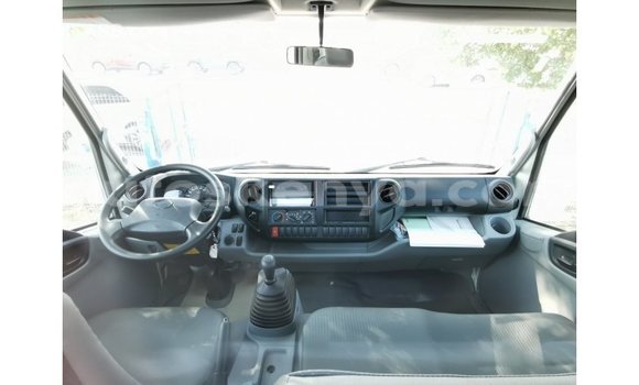 Imported Hino 300 Series White Netiree iti Import - Dubai keessatti Central Kenya keessatti Imported Hino 300 Series White Netiree iti Import - Dubai keessatti Central Kenya keessatti