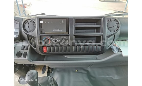 Imported Hino 300 Series White Netiree iti Import - Dubai keessatti Central Kenya keessatti Imported Hino 300 Series White Netiree iti Import - Dubai keessatti Central Kenya keessatti