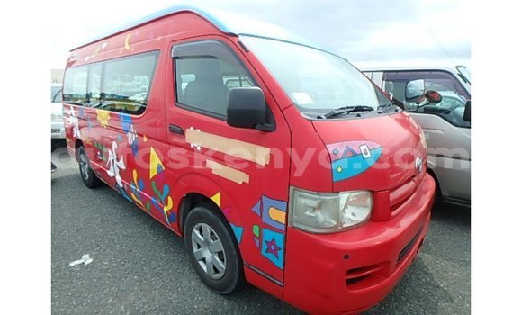Imported Toyota Hiace Red Makiinaa iti Import - Dubai keessatti Central Kenya keessatti Imported Toyota Hiace Red Makiinaa iti Import - Dubai keessatti Central Kenya keessatti