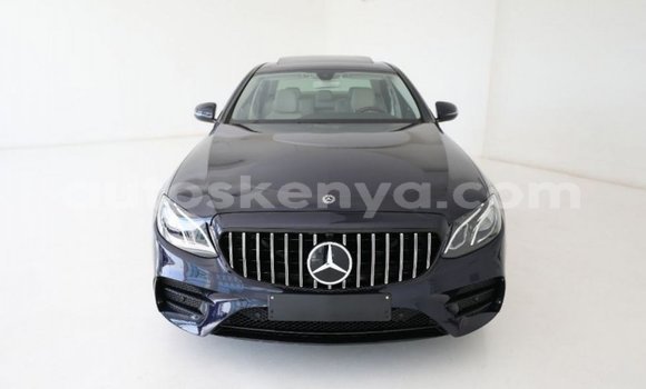 Nunua Imported Mercedes‒Benz 1117 Bluu Lori ndani ya Import - Dubai nchini Kati Kenya Nunua Imported Mercedes‒Benz 1117 Bluu Lori ndani ya Import - Dubai nchini Kati Kenya
