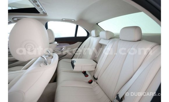 Nunua Imported Mercedes‒Benz 1117 Bluu Lori ndani ya Import - Dubai nchini Kati Kenya Nunua Imported Mercedes‒Benz 1117 Bluu Lori ndani ya Import - Dubai nchini Kati Kenya