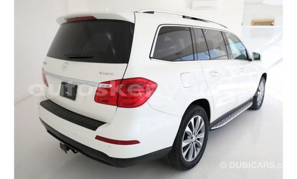 Buy Import Mercedes‒Benz 1117 White Truck in Import - Dubai in Central Kenya Buy Import Mercedes‒Benz 1117 White Truck in Import - Dubai in Central Kenya