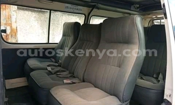 Buy Used Toyota Hiace Beige Car in El Wak in Northeast Kenya Buy Used Toyota Hiace Beige Car in El Wak in Northeast Kenya