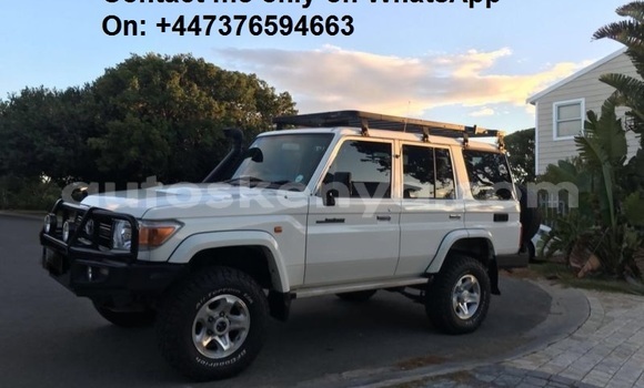Buy Used Toyota Land Cruiser White Car in Nairobi in Nairobi Buy Used Toyota Land Cruiser White Car in Nairobi in Nairobi