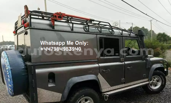 Oofamaa Land Rover Defender Silver Makiinaa iti Nairobi keessatti Nairobi keessatti Oofamaa Land Rover Defender Silver Makiinaa iti Nairobi keessatti Nairobi keessatti