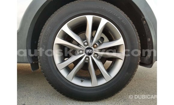Imported Hyundai Santa Fe Other Makiinaa iti Import - Dubai keessatti Central Kenya keessatti Imported Hyundai Santa Fe Other Makiinaa iti Import - Dubai keessatti Central Kenya keessatti