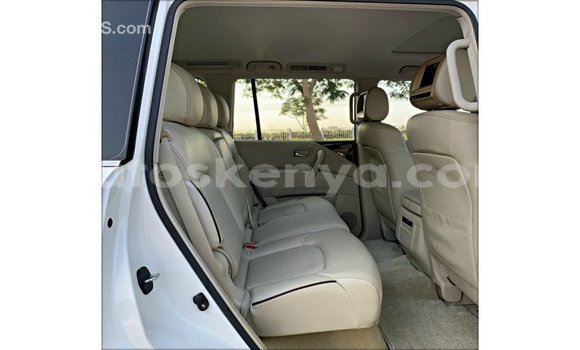 Nunua Imported Nissan Patrol Nyeupe Gari ndani ya Import - Dubai nchini Kati Kenya Nunua Imported Nissan Patrol Nyeupe Gari ndani ya Import - Dubai nchini Kati Kenya