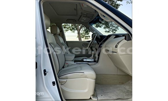 Nunua Imported Nissan Patrol Nyeupe Gari ndani ya Import - Dubai nchini Kati Kenya Nunua Imported Nissan Patrol Nyeupe Gari ndani ya Import - Dubai nchini Kati Kenya