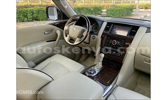 Nunua Imported Nissan Patrol Nyeupe Gari ndani ya Import - Dubai nchini Kati Kenya Nunua Imported Nissan Patrol Nyeupe Gari ndani ya Import - Dubai nchini Kati Kenya