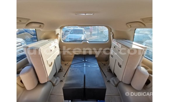 Nunua Imported Toyota Land Cruiser Nyeusi Gari ndani ya Import - Dubai nchini Kati Kenya Nunua Imported Toyota Land Cruiser Nyeusi Gari ndani ya Import - Dubai nchini Kati Kenya
