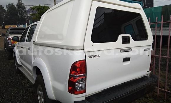 Buy Used Toyota Hilux White Car in Nairobi in Nairobi Buy Used Toyota Hilux White Car in Nairobi in Nairobi