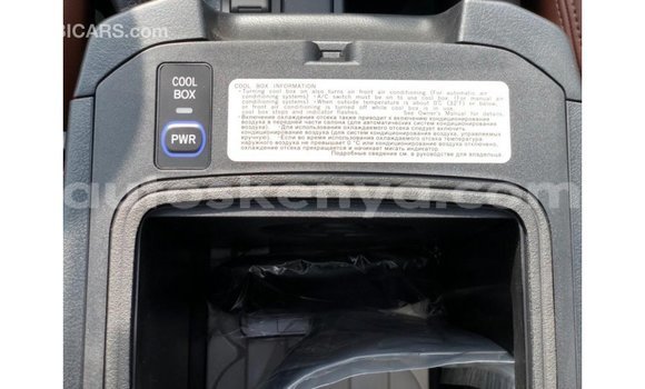 Nunua Imported Toyota Prado Nyeusi Gari ndani ya Import - Dubai nchini Kati Kenya Nunua Imported Toyota Prado Nyeusi Gari ndani ya Import - Dubai nchini Kati Kenya