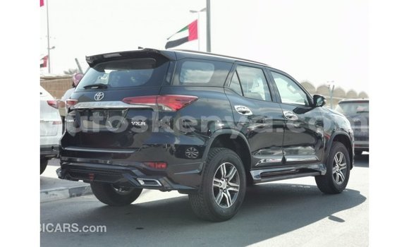 Imported Toyota Fortuner Black Makiinaa iti Import - Dubai keessatti Central Kenya keessatti Imported Toyota Fortuner Black Makiinaa iti Import - Dubai keessatti Central Kenya keessatti