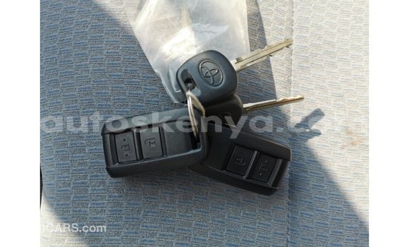 Nunua Imported Toyota Land Cruiser Beige Gari ndani ya Import - Dubai nchini Kati Kenya Nunua Imported Toyota Land Cruiser Beige Gari ndani ya Import - Dubai nchini Kati Kenya