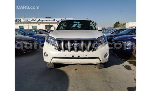 Nunua Imported Toyota Prado Nyeupe Gari ndani ya Import - Dubai nchini Kati Kenya Nunua Imported Toyota Prado Nyeupe Gari ndani ya Import - Dubai nchini Kati Kenya
