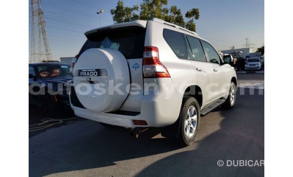 Nunua Imported Toyota Prado Nyeupe Gari ndani ya Import - Dubai nchini Kati Kenya Nunua Imported Toyota Prado Nyeupe Gari ndani ya Import - Dubai nchini Kati Kenya