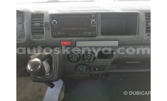 Nunua Imported Toyota Hiace Nyeupe Gari ndani ya Import - Dubai nchini Kati Kenya Nunua Imported Toyota Hiace Nyeupe Gari ndani ya Import - Dubai nchini Kati Kenya