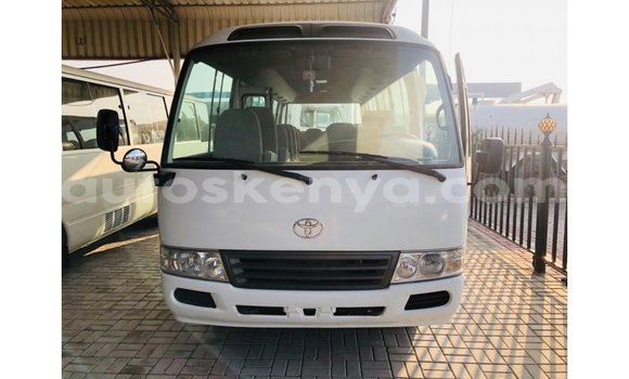 Imported Toyota Coaster White Makiinaa iti Import - Dubai keessatti Central Kenya keessatti Imported Toyota Coaster White Makiinaa iti Import - Dubai keessatti Central Kenya keessatti