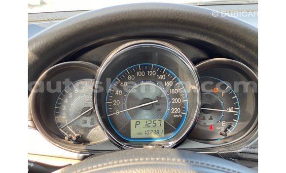 Imported Toyota Yaris White Makiinaa iti Import - Dubai keessatti Central Kenya keessatti Imported Toyota Yaris White Makiinaa iti Import - Dubai keessatti Central Kenya keessatti