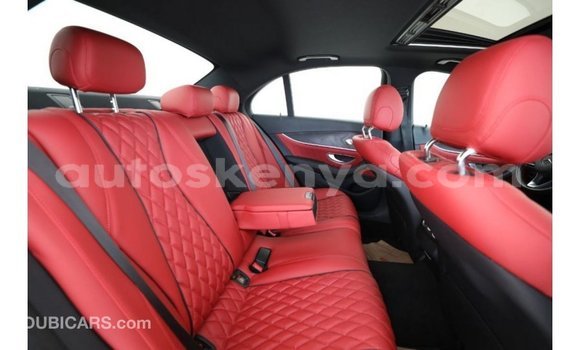 Nunua Imported Mercedes‒Benz 914 Nyingine Lori ndani ya Import - Dubai nchini Kati Kenya Nunua Imported Mercedes‒Benz 914 Nyingine Lori ndani ya Import - Dubai nchini Kati Kenya