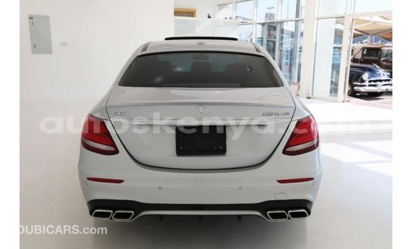 Nunua Imported Mercedes‒Benz 1117 Nyingine Lori ndani ya Import - Dubai nchini Kati Kenya Nunua Imported Mercedes‒Benz 1117 Nyingine Lori ndani ya Import - Dubai nchini Kati Kenya