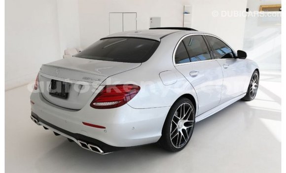 Nunua Imported Mercedes‒Benz 1117 Nyingine Lori ndani ya Import - Dubai nchini Kati Kenya Nunua Imported Mercedes‒Benz 1117 Nyingine Lori ndani ya Import - Dubai nchini Kati Kenya