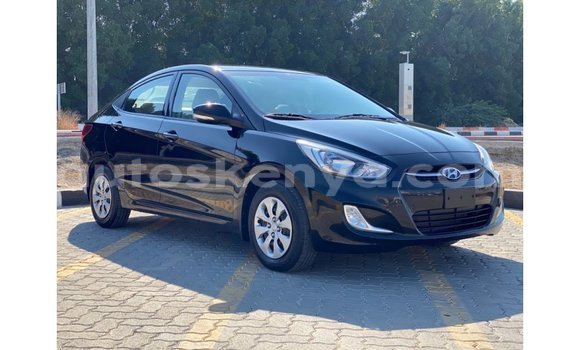 Imported Hyundai Accent Black Makiinaa iti Import - Dubai keessatti Central Kenya keessatti