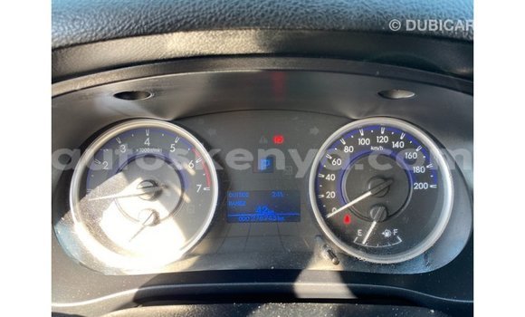 Nunua Imported Toyota Hilux Nyeupe Gari ndani ya Import - Dubai nchini Kati Kenya Nunua Imported Toyota Hilux Nyeupe Gari ndani ya Import - Dubai nchini Kati Kenya