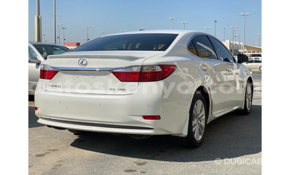Buy Import Lexus ES White Car in Import - Dubai in Central Kenya Buy Import Lexus ES White Car in Import - Dubai in Central Kenya