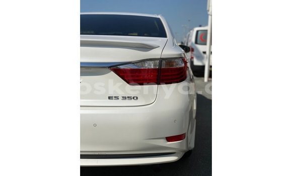Buy Import Lexus ES White Car in Import - Dubai in Central Kenya Buy Import Lexus ES White Car in Import - Dubai in Central Kenya