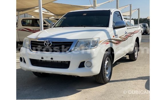 Buy Import Toyota Hilux White Car in Import - Dubai in Central Kenya Buy Import Toyota Hilux White Car in Import - Dubai in Central Kenya