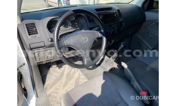 Buy Import Toyota Hilux White Car in Import - Dubai in Central Kenya Buy Import Toyota Hilux White Car in Import - Dubai in Central Kenya