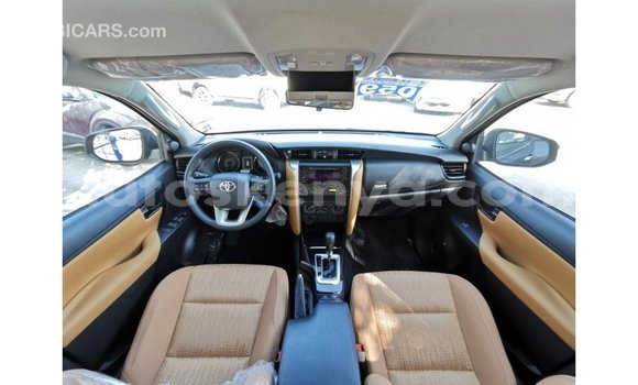 Imported Toyota Fortuner Black Makiinaa iti Import - Dubai keessatti Central Kenya keessatti Imported Toyota Fortuner Black Makiinaa iti Import - Dubai keessatti Central Kenya keessatti