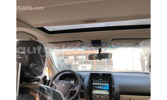 Nunua Imported Toyota Prado Nyeusi Gari ndani ya Import - Dubai nchini Kati Kenya Nunua Imported Toyota Prado Nyeusi Gari ndani ya Import - Dubai nchini Kati Kenya